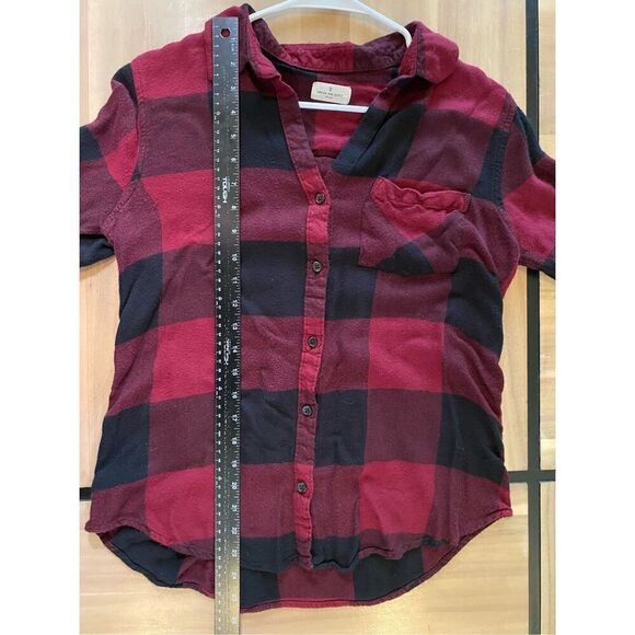 Thread & Supply Women’s Plaid Button Up - Picture 5 of 6